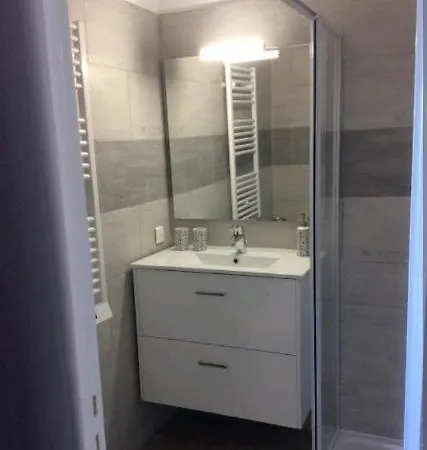Poseidon Apartment *